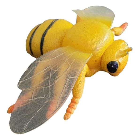 Plastic BEE Yellow Jacket Wasp Vintage 1997 PVC TM Giant Oversized 13" Wide - Picture 1 of 5